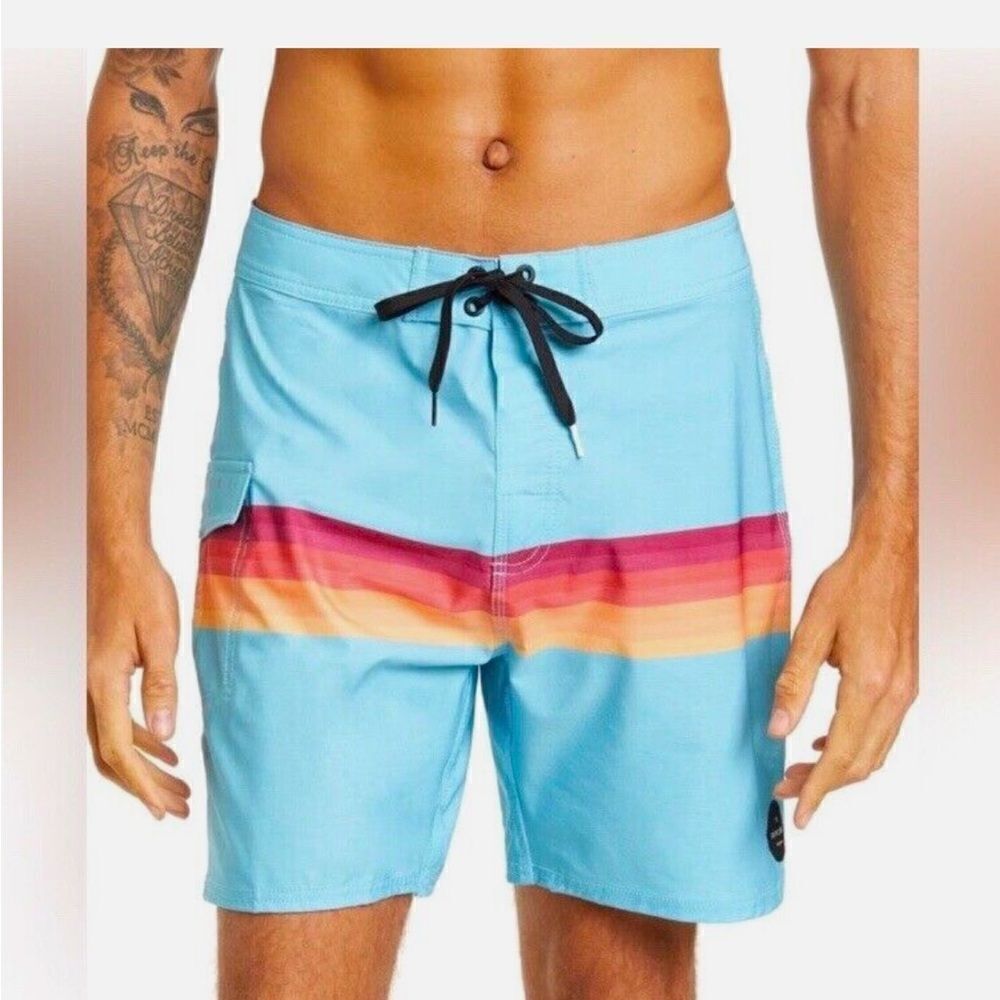 Rip Curl NWT Cove Board-shorts Men’s Sz 38 in the color Cerulean